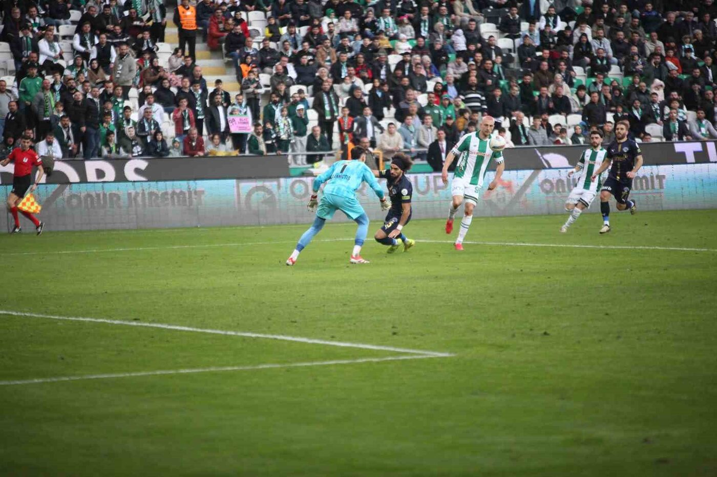 Trendyol Süper Lig’in 20. haftasında Konyaspor, sahasında karşılaştığı Kasımpaşa ile