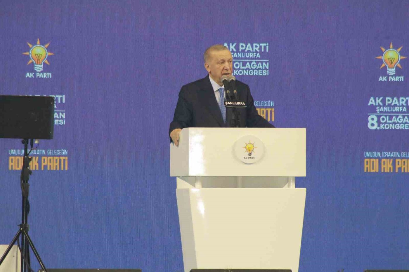 Cumhurbaşkanı Recep Tayyip Erdoğan, “Ya namlusu ülkemize dönük o silahlar