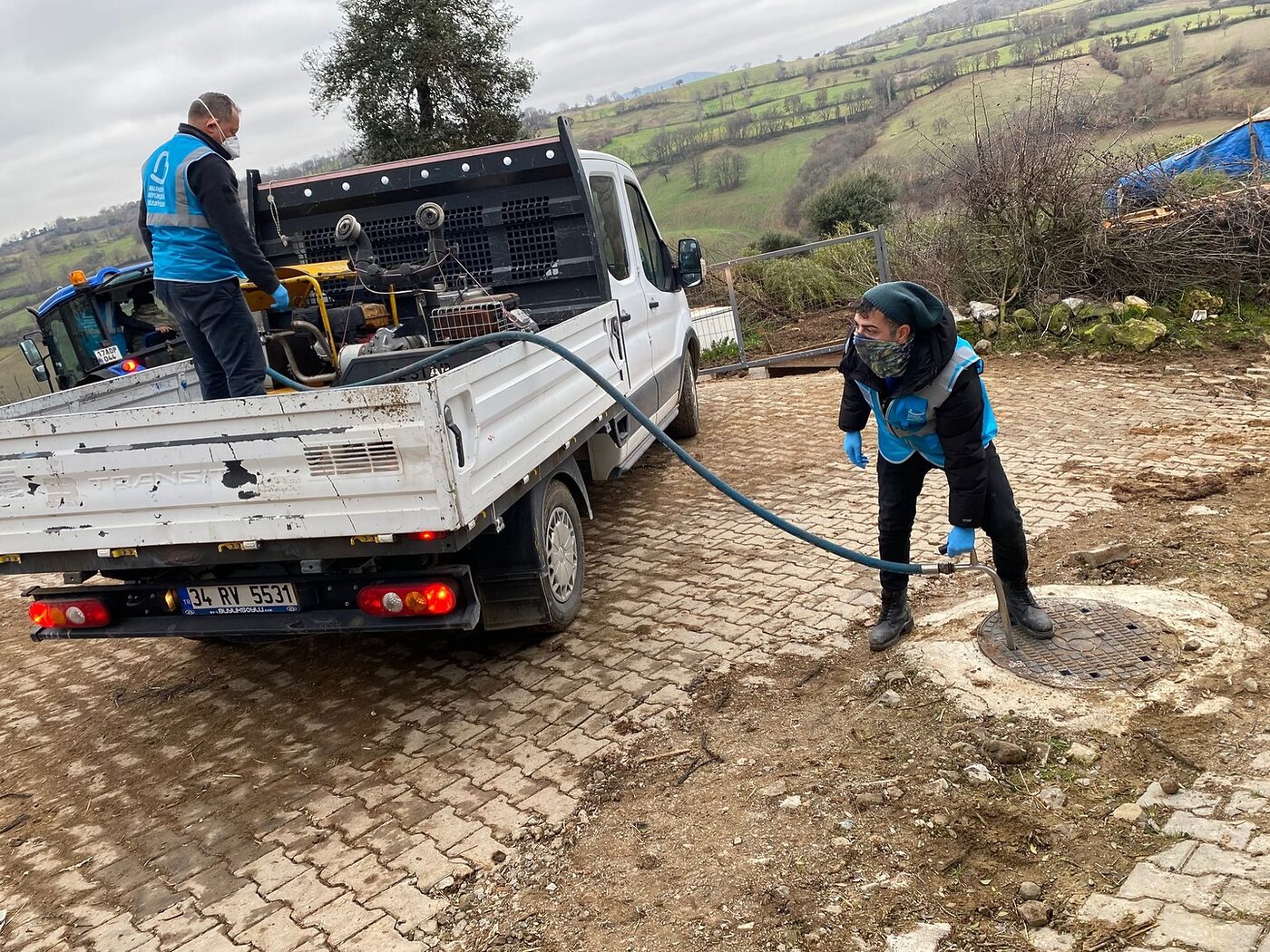 Balıkesir Büyükşehir Belediyesi Çevre Koruma ve Haşereyle Mücadele ekibi, Balya'da