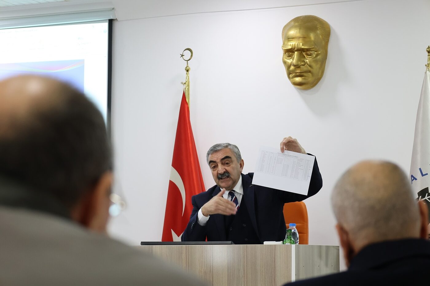 Balya Belediyesi'nin dün Şubat ayı belediye meclis toplantısı Orhan Gaga