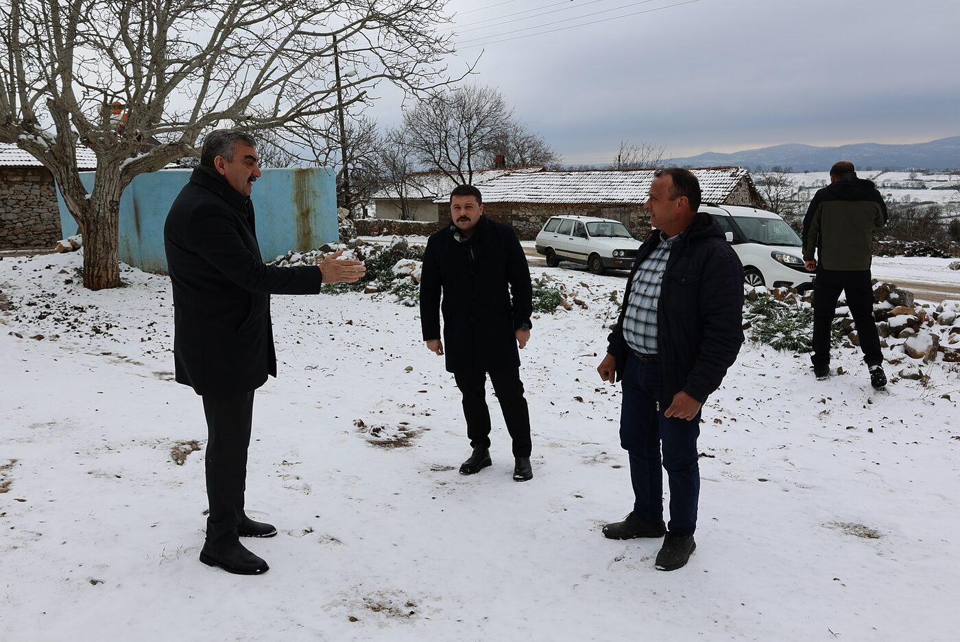Balya Belediye Başkanı Orhan Gaga, Havutbaşı Mahallesi'nde incelemelerde bulundu
