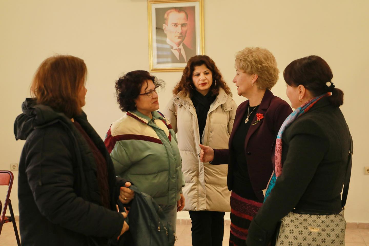 HACIAHMET VE YUNUS MAHALLESİ İÇİN KADINLAR BULUŞMASI Burhaniye Belediyesi ve Burhaniye Kent Konseyi Kadın Meclisi tarafından ilçe
