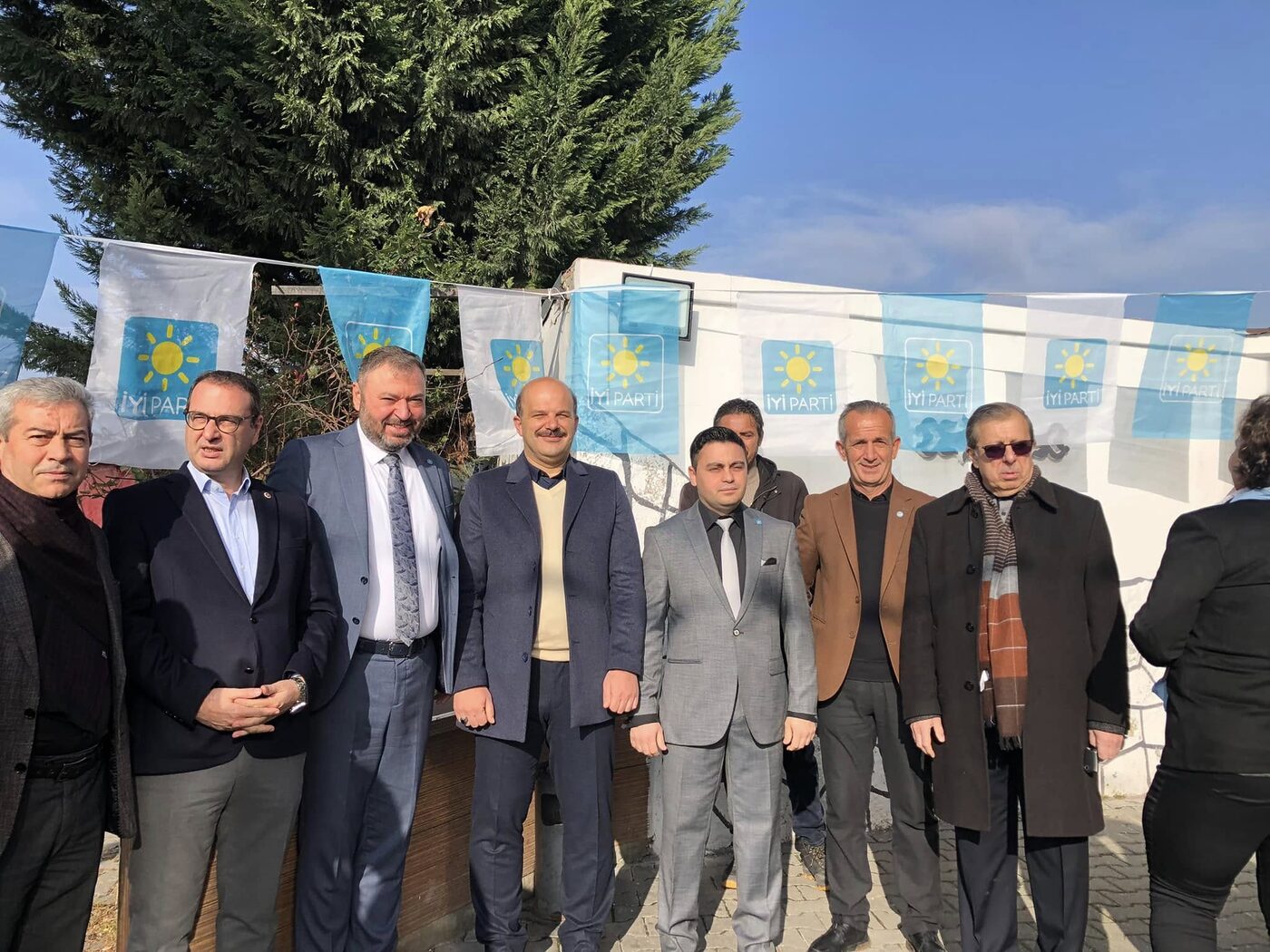 
İYİ Parti Karesi İlçe Başkanlığı Kadın Aile ve Sosyal Hizmetler