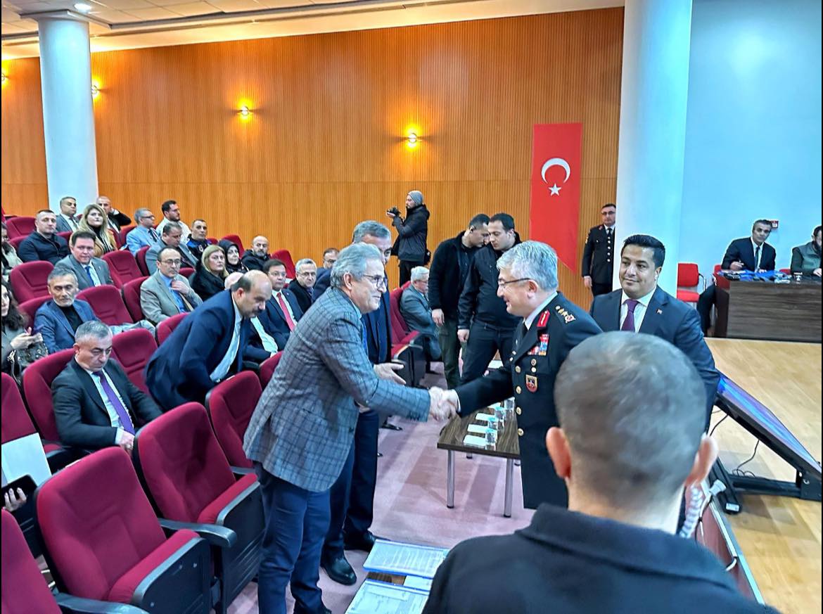 Vali İsmail Ustaoğlu öncülüğünde İl Hayvanları Koruma Kurulu Olağanüstü Toplantısı’na