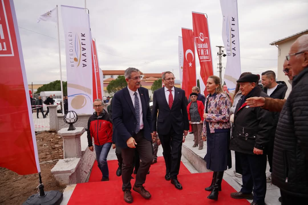 CHP Balıkesir İl Başkanı Erden Köybaşı, Ayvalık’ta açılan İkinci Öğrenci