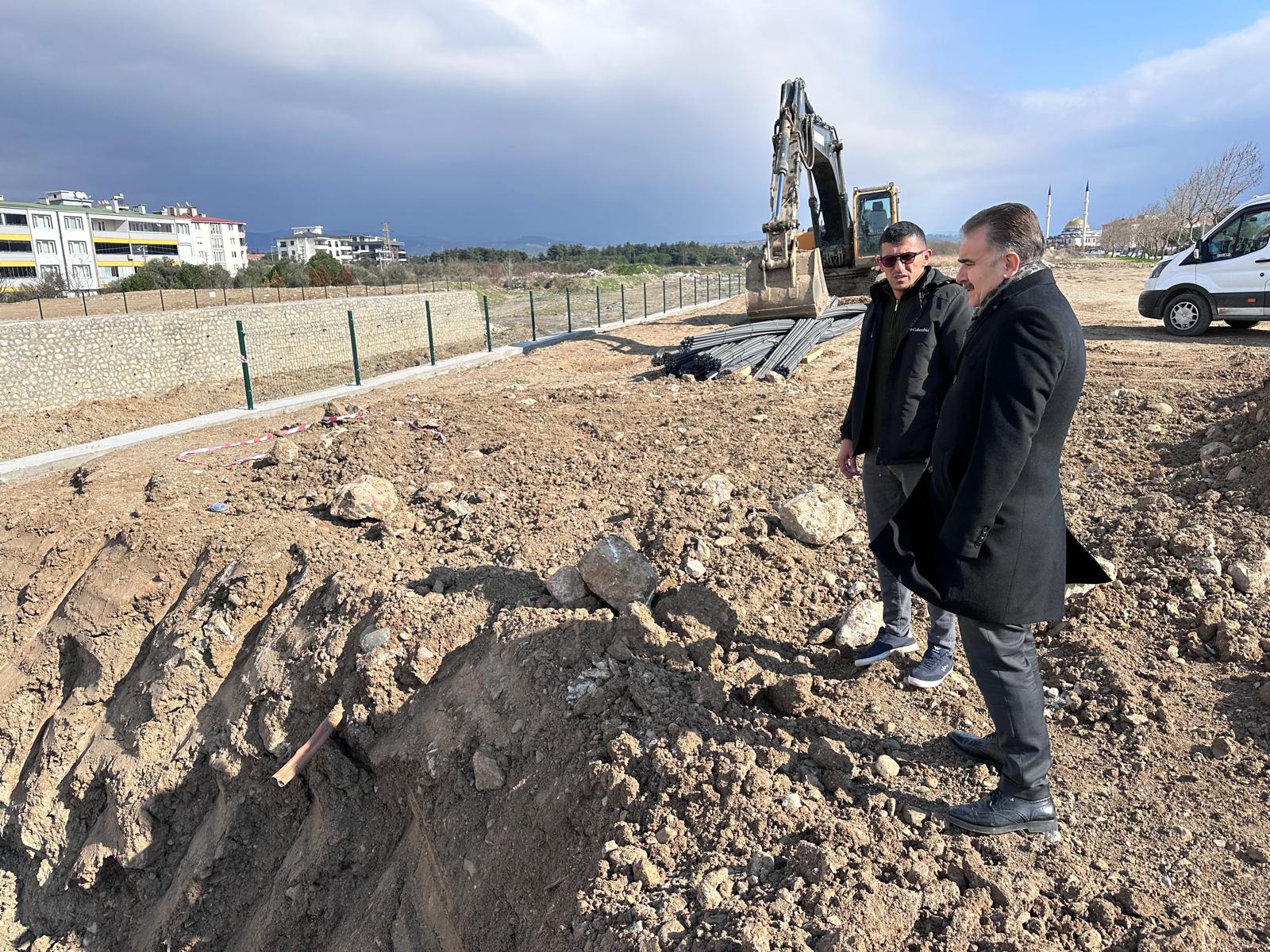 DSİ 27. Bölge Müdürlüğü tarafından Edremit Çayı'nda yürütülen ıslah çalışmaları