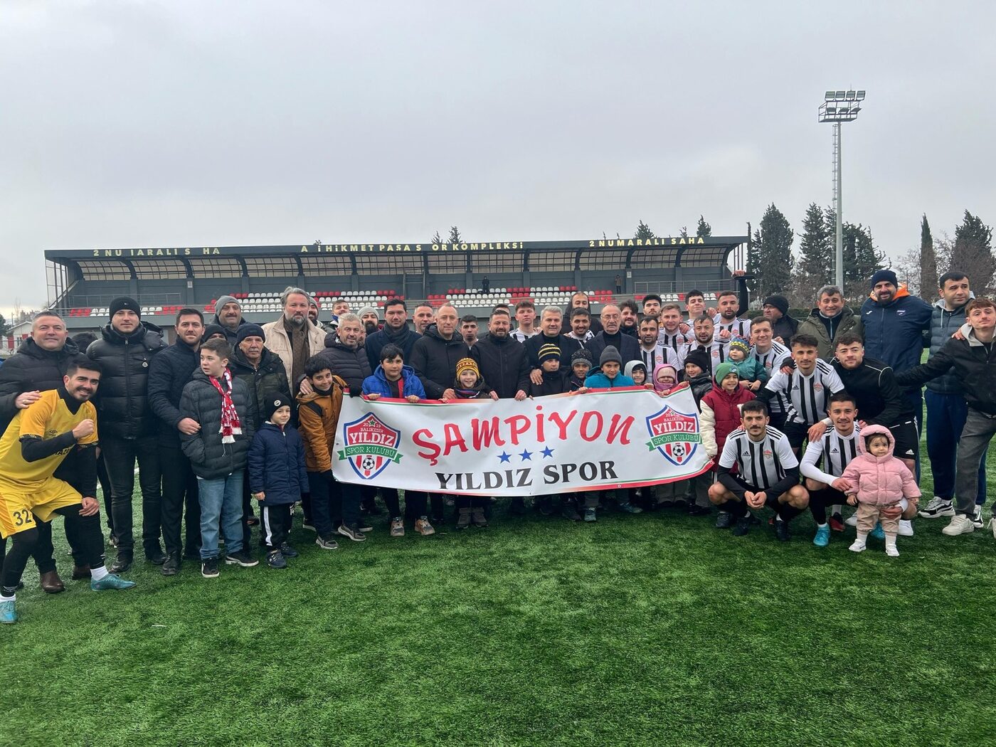 Altıeylül’ün başarılı futbol takımı Yıldızspor’a Altıeylül Belediyesi’nden şok ceza. Bu