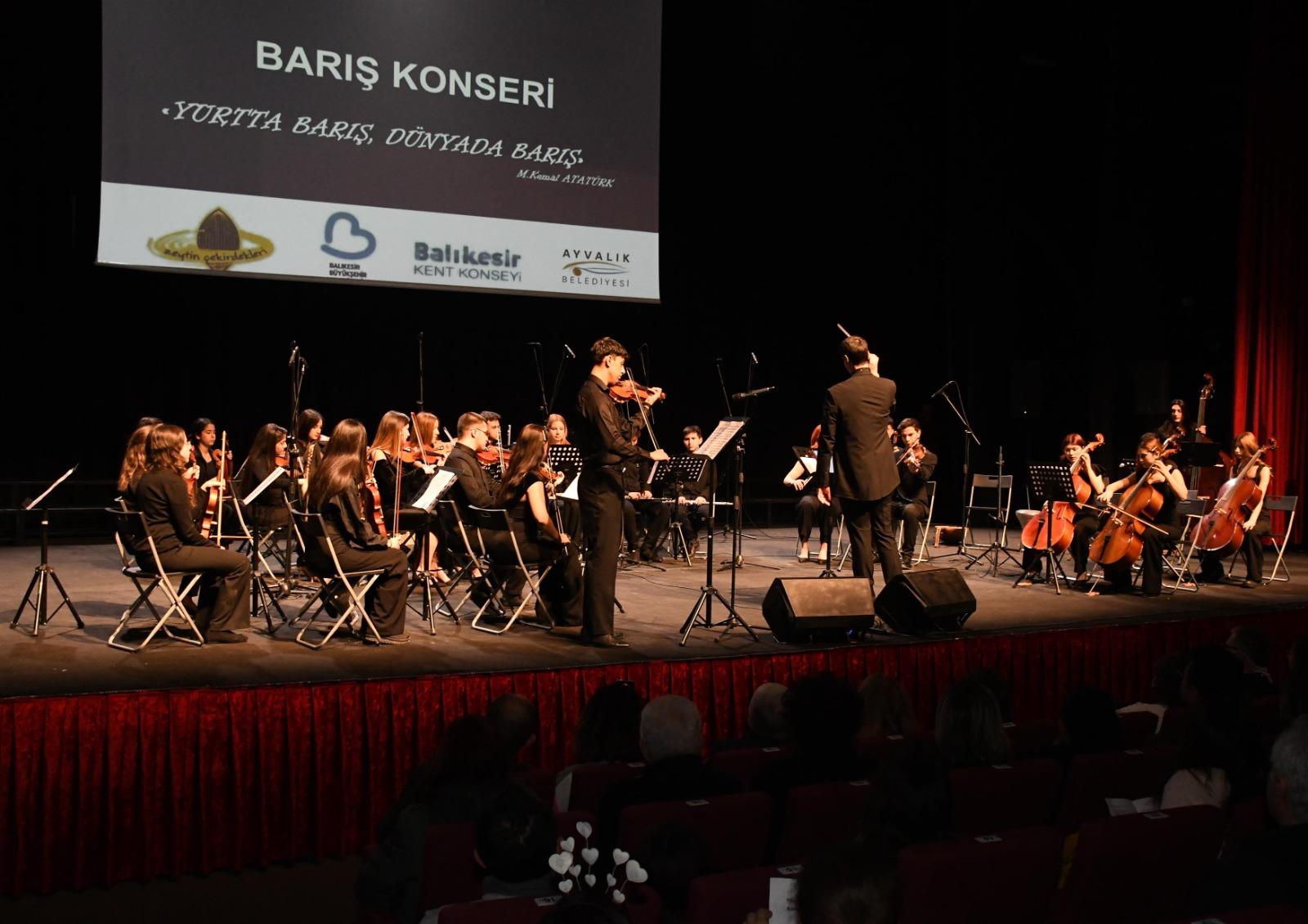 Balıkesir Büyükşehir Belediyesi’nin kültür sanat çalışmaları kapsamında hayata geçirdiği “Zeytin