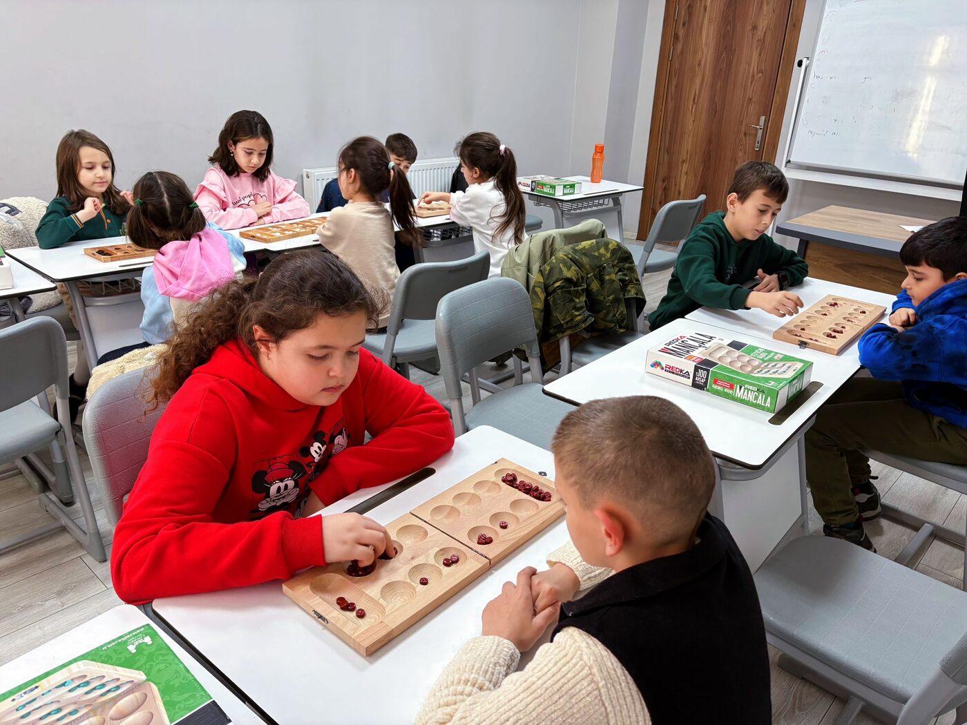 Edremit Belediyesi Atatürk Gençlik Merkezi’nde çocuklara yönelik eğitim ve gelişim