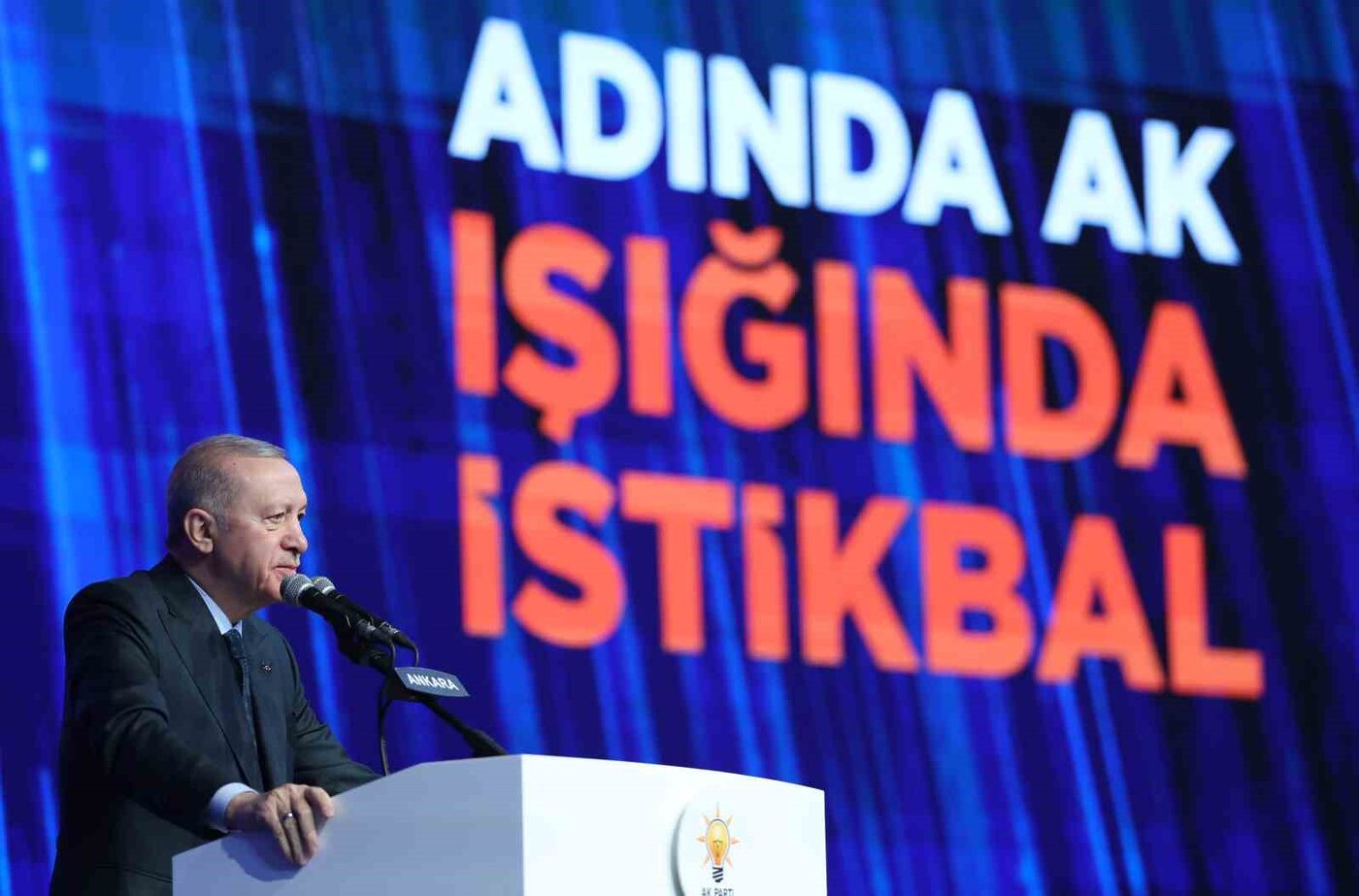 AK Parti 8’inci Olağan Büyük Kongresi’nde konuşan Erdoğan, “İmtiyazlarını kaybetmek