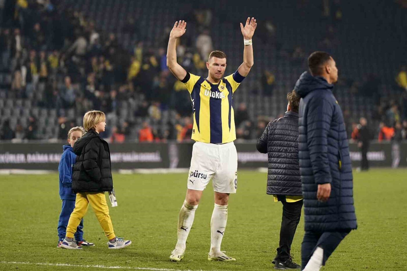 Fenerbahçe’nin Bosna Hersekli forveti Edin Dzeko, Çaykur Rizespor maçında 2