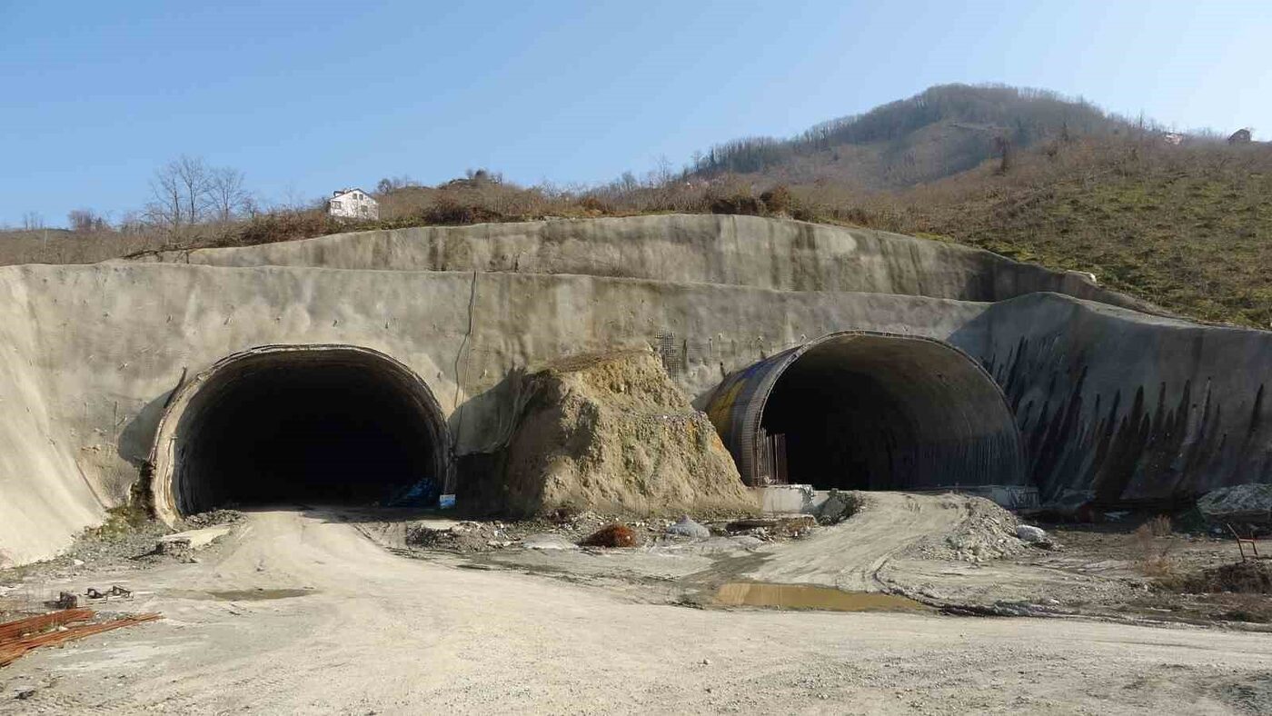 ‘Karadeniz Sahil Yolu Projesi’ çerçevesinde yapımı devam eden Ordu Çevre