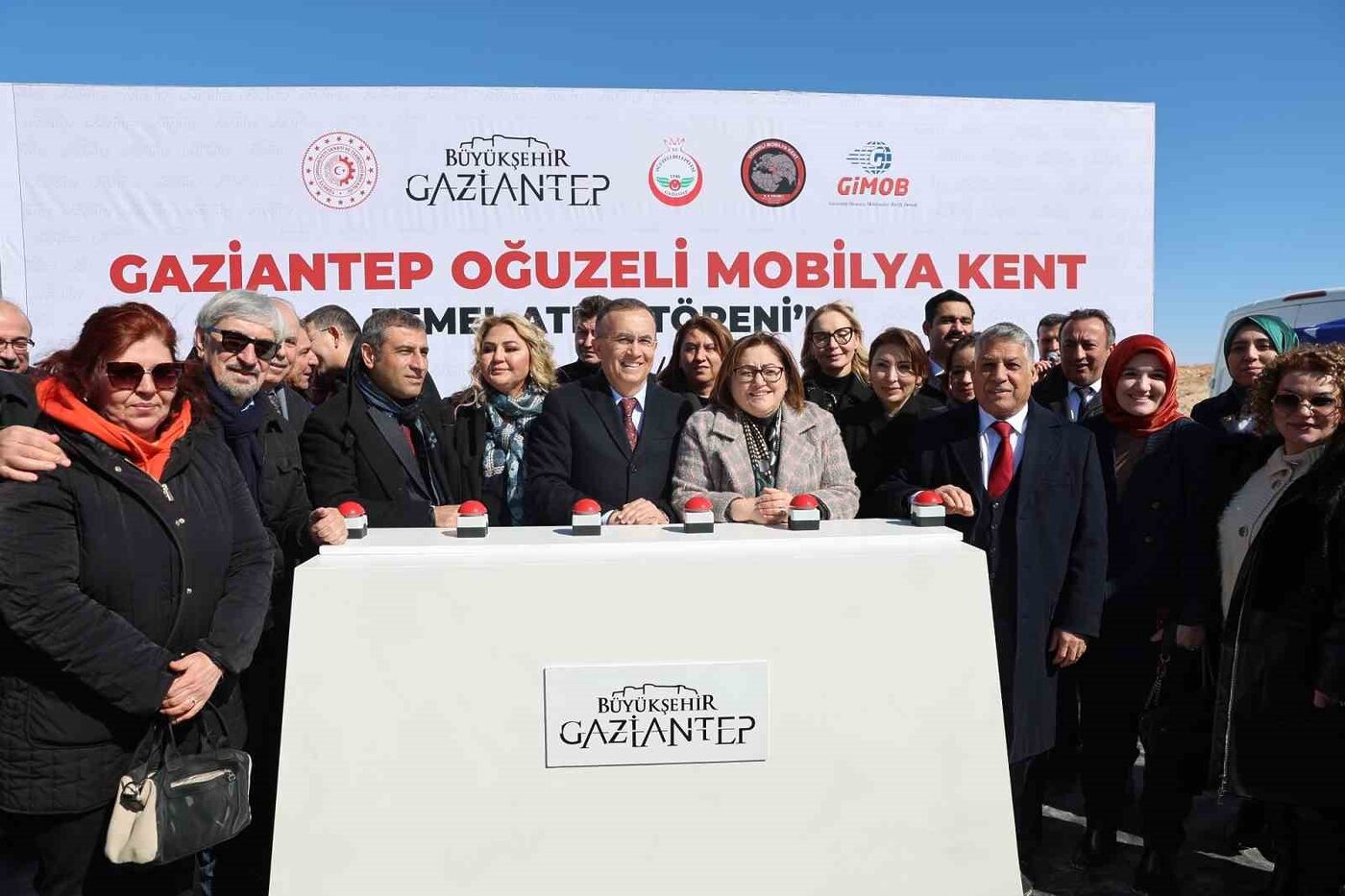 Gaziantep’in Oğuzeli ilçesinde, Mobilya Kent projesinin temeli atıldı. Gaziantep Büyükşehir