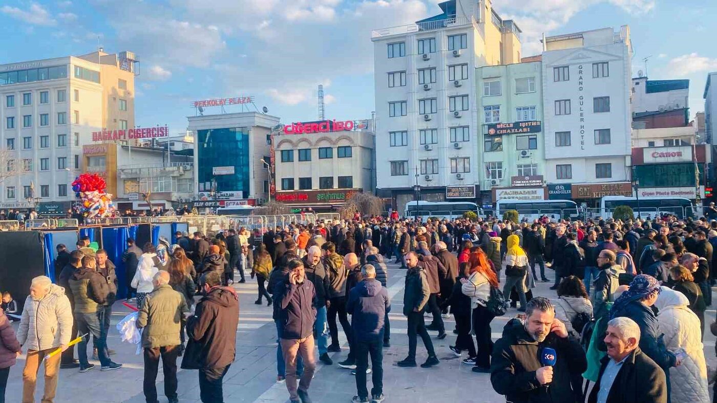 İstanbul’da DEM Parti İmralı heyetinin okuduğu terör örgütü elebaşı Abdullah