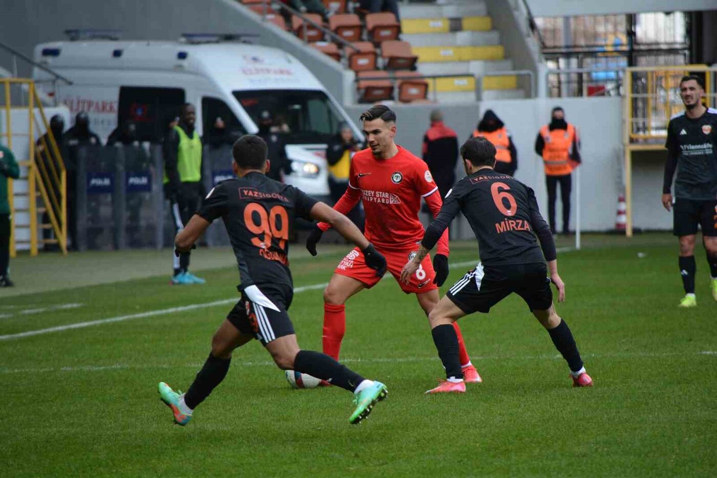 Trendyol 1. Lig 26. hafta karşılaşmasında Çorum FK, evinde Adanaspor