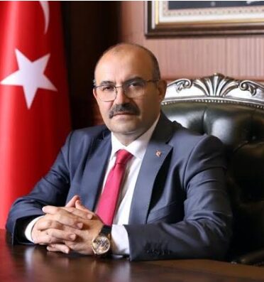 Balıkesir Valisi İsmail Ustaoğlu, Beraat Kandili nedeniyle mesaj yayınladı