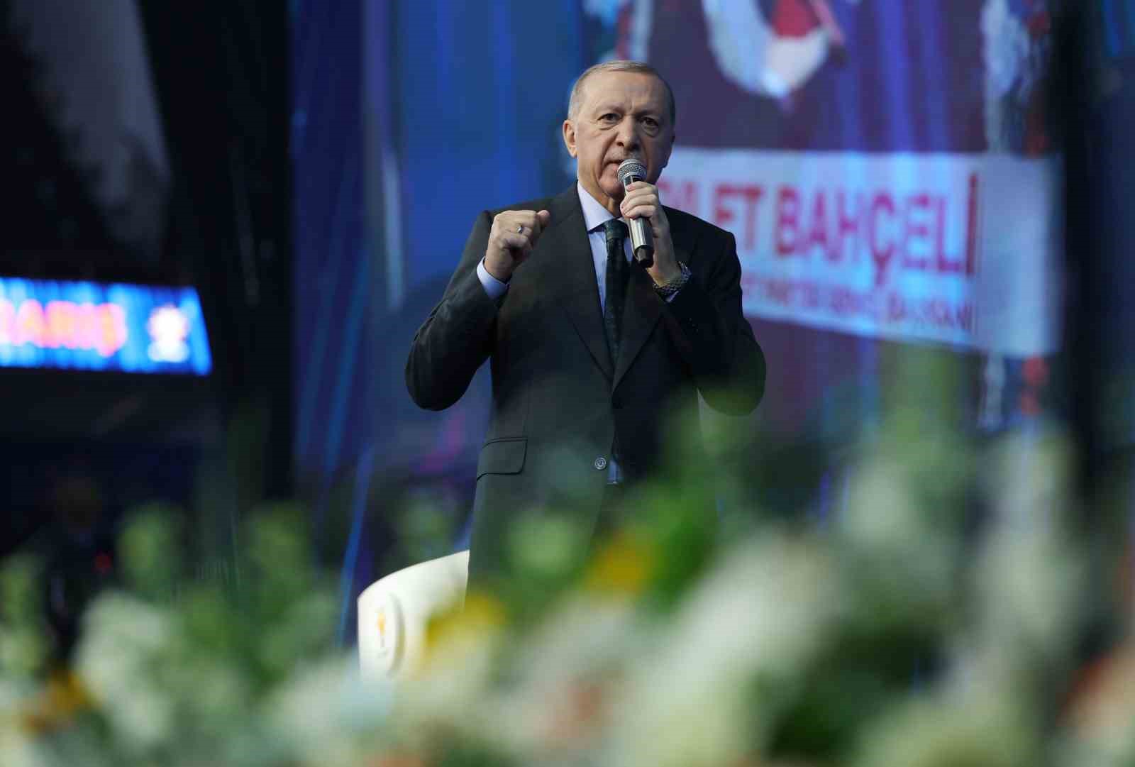 Cumhurbaşkanı ve AK Parti Genel Başkanı Cumhurbaşkanı Recep Tayyip Erdoğan