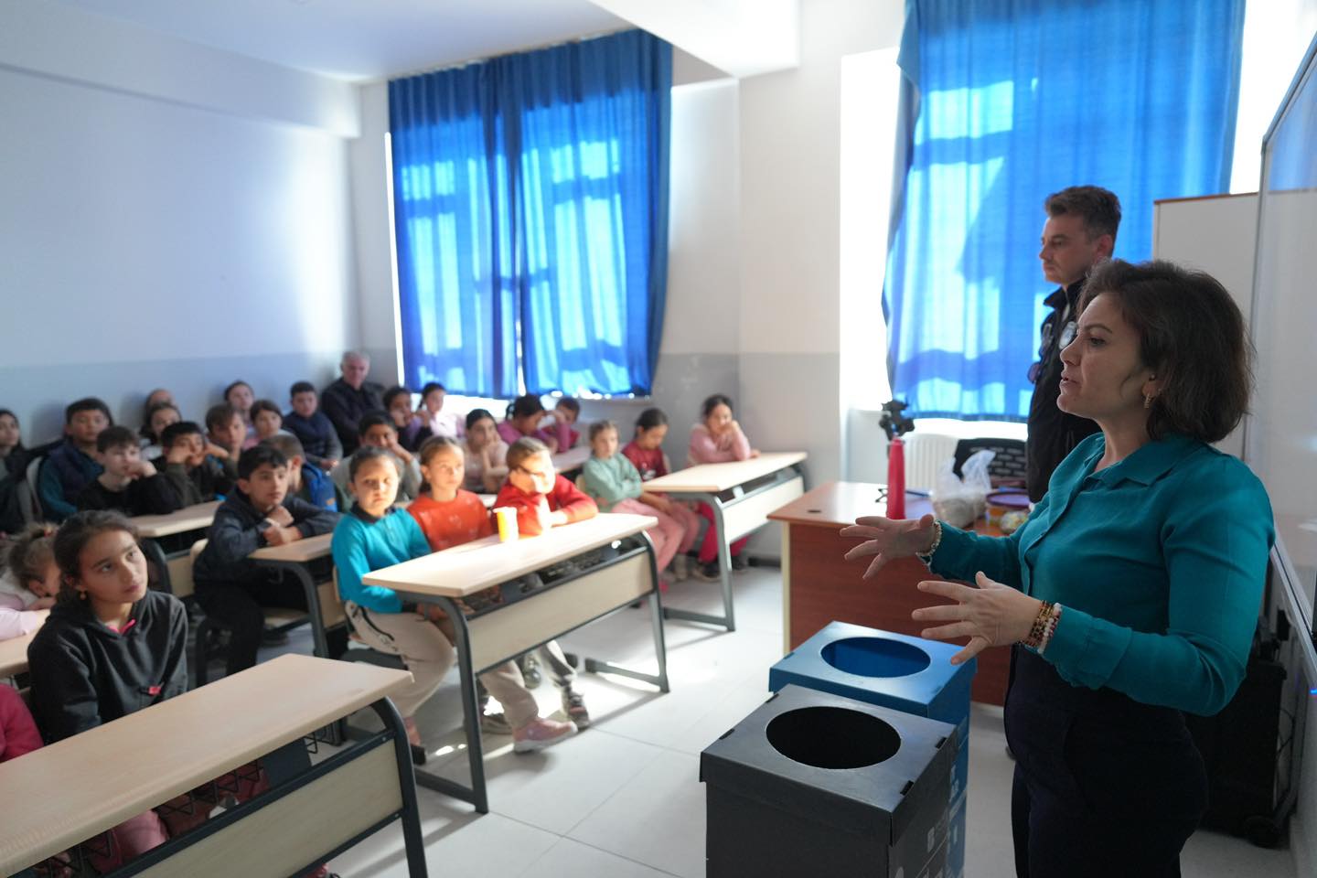 Burhaniye Belediyesi, “Bilinçli Çevresel Farkındalık Eğitimi” faaliyetlerine Çevre Koruma ve