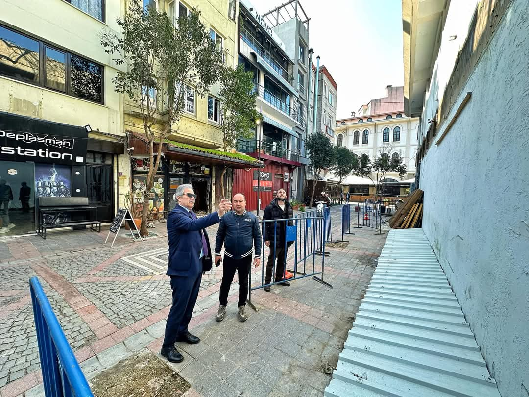 Bandırma Belediyesi tarafından kentin farklı noktalarında yürütülen çalışmalar hız kesmeden