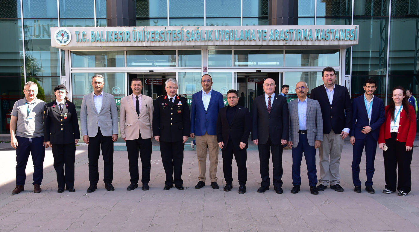 İl Jandarma Komutanı Tümgeneral Nurettin Alkan ve BAÜN Rektörü Prof.