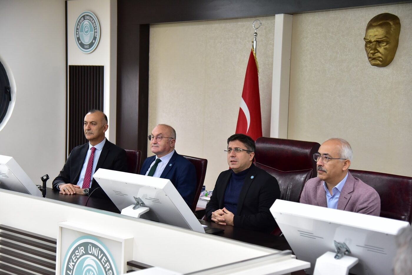 Balıkesir Üniversitesi ile Özbekistan Gülistan Devlet Üniversitesi arasındaki uluslararası iş