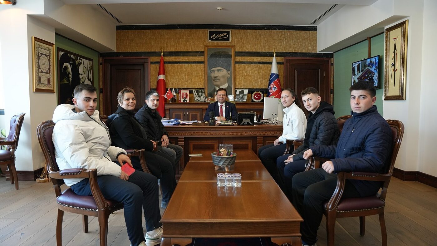 Sındırgı Belediye Başkanı Serkan Sak, Sındırgı Mesleki ve Teknik Anadolu