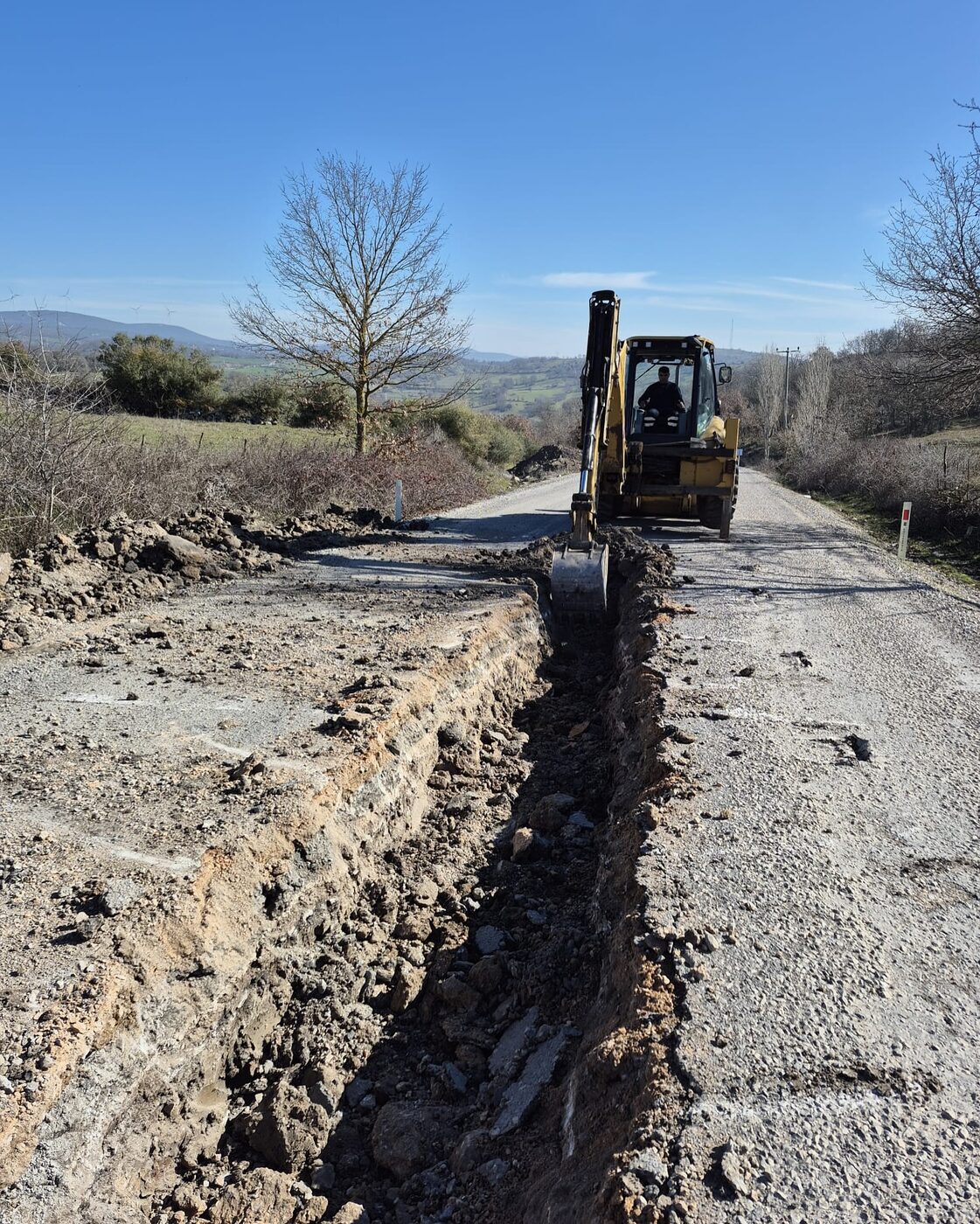 Balya'da, Büyükşehir Belediyesi ekipleri tarafından çalışmalar aralıksız devam ediyor...