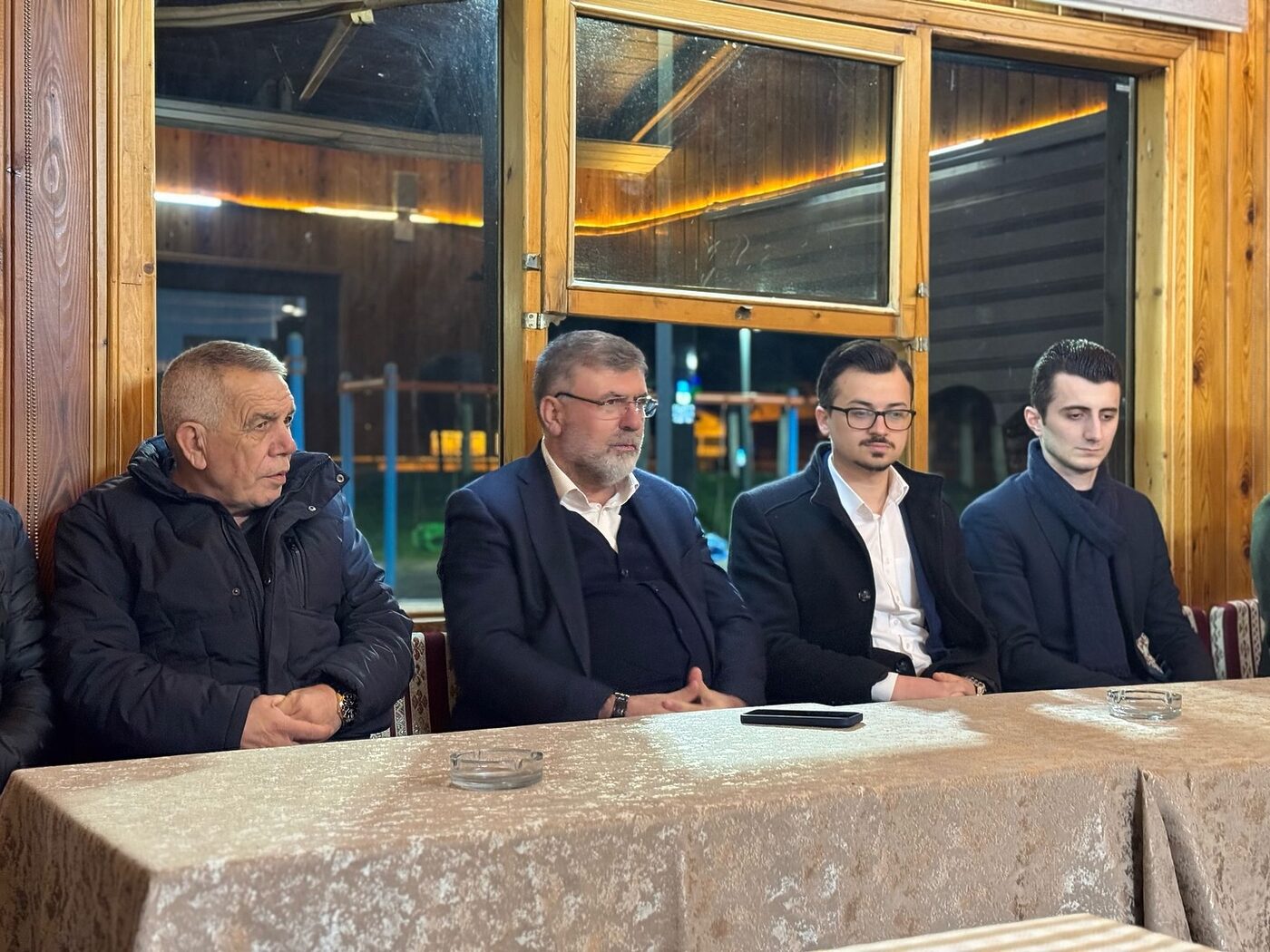 Kepsut Belediye Başkanı İsmail Cankul, “Gençlik Sofrası” iftar programına katıldı
