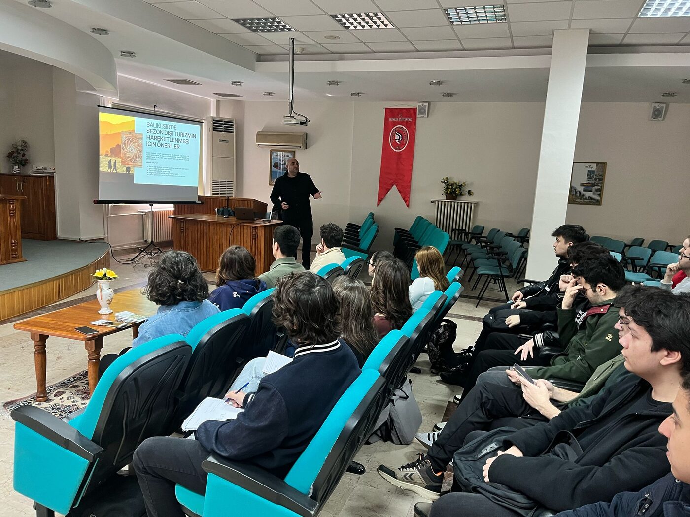 Balıkesir Üniversitesi Turizm İşletmecilik ve Otelcilik Yüksekokulu’nda( BTİOYO),  ’50.Yılda