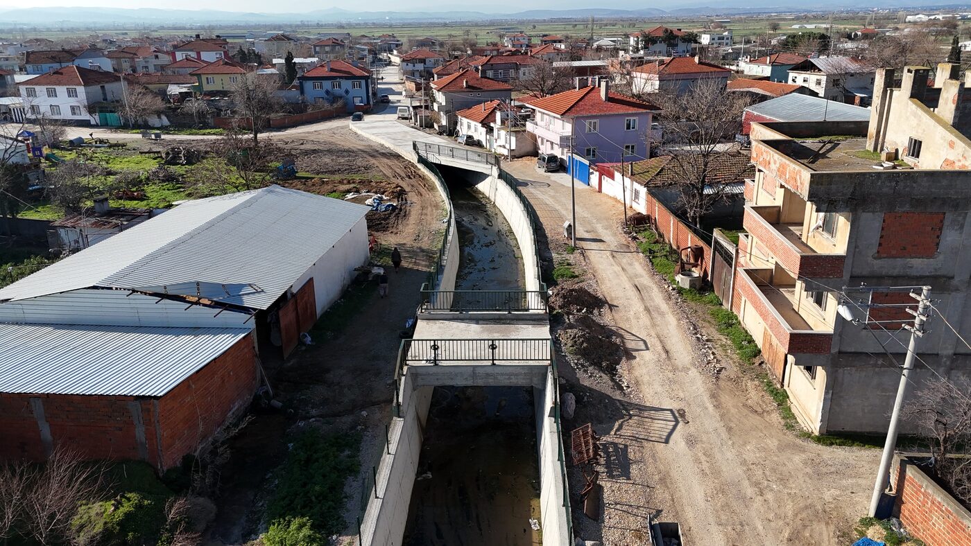 Altıeylül’e bağlı Karamanköy Mahallesi’nde, Devlet Su İşleri (DSİ) 25. Bölge