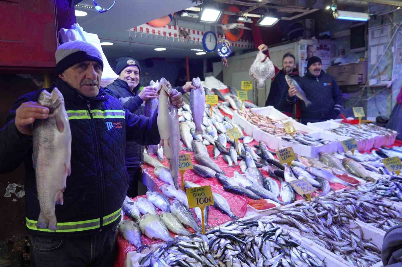 Samsunlu balıkçılar, yedi yılda bir görülen bereketli sezondan herkesin memnun