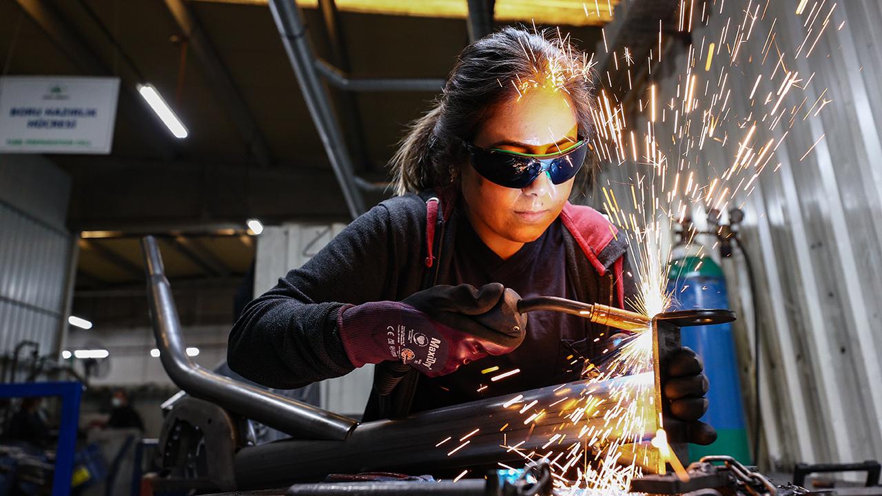 Ticaret Bakanı Ömer Bolat, "2024'te kadın çalışanların ihracata katkısı, 2013