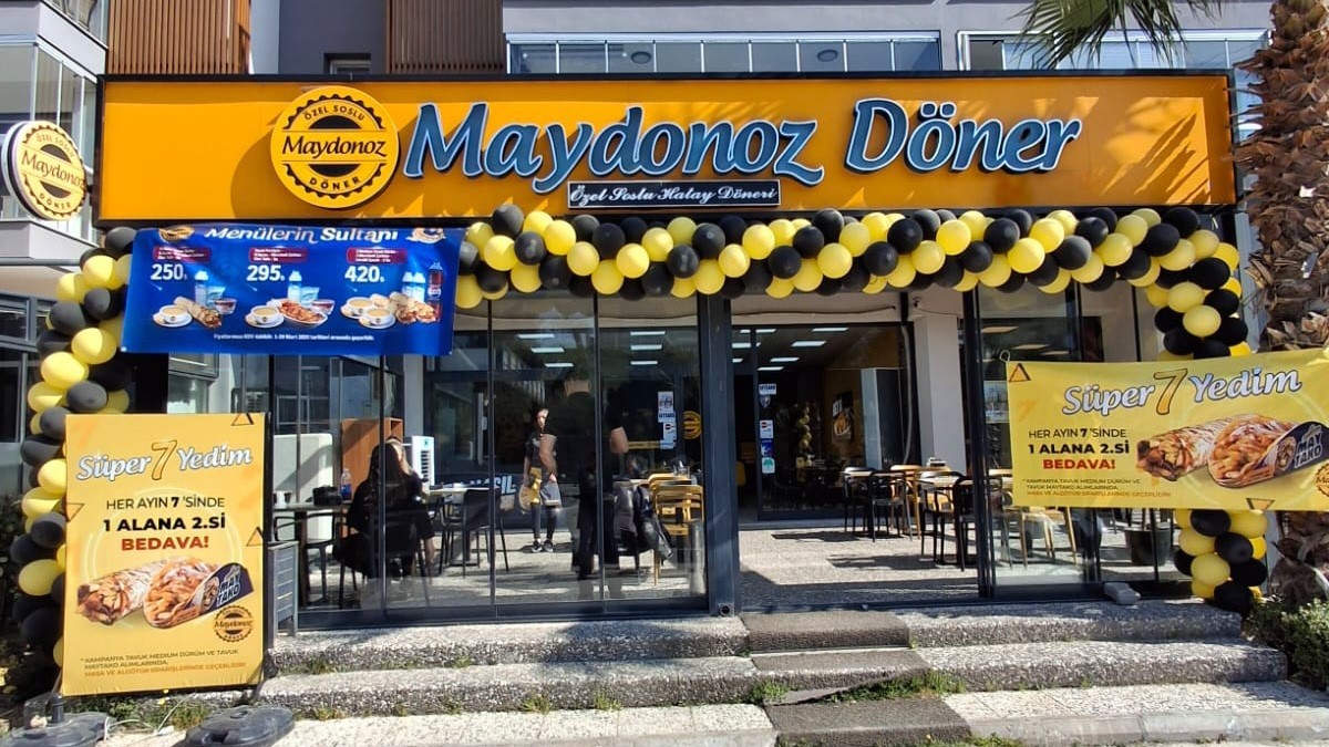 TMSF yönetimindeki Maydonoz Döner yeni şubeler açmaya devam ediyor. Yatırımcılar,