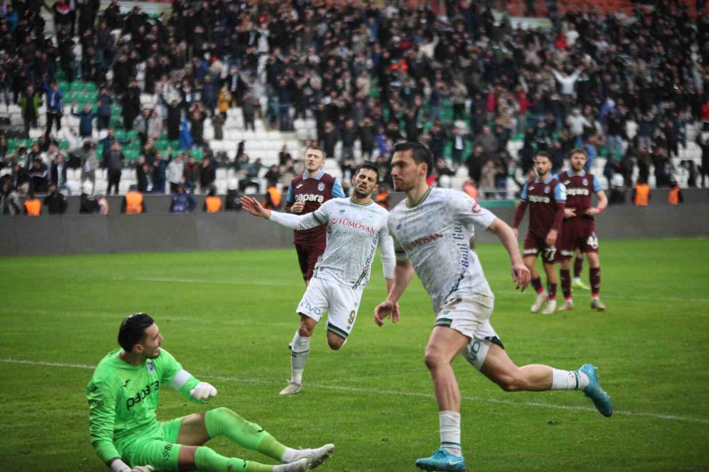 Trendyol Süper Lig’in 26. haftasında Konyaspor, sahasında Trabzonspor’u 1-0 mağlup