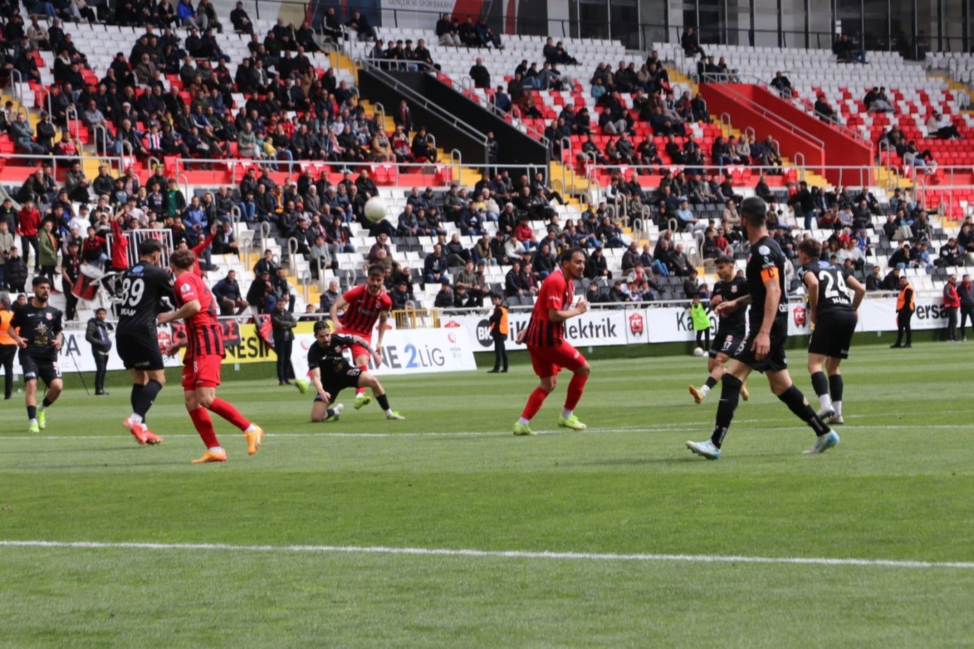TFF 2. Lig’in 31. haftasında 24Erzincanspor, sahasında Kastamonuspor ile 2-2