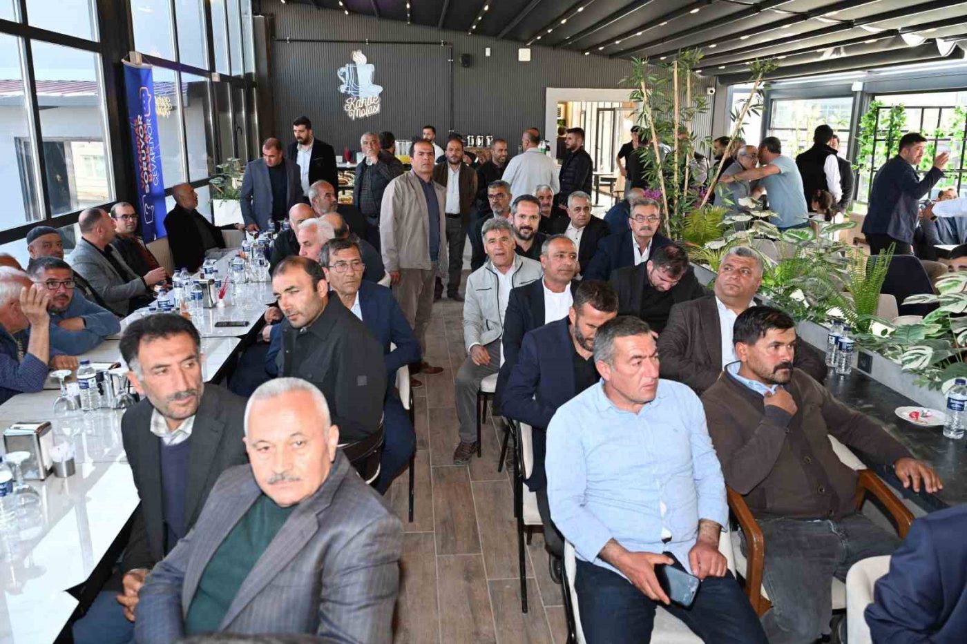 AK Parti Malatya milletvekilleri İnanç Siraç Kara Ölmeztoprak, Abdurrahman Babacan