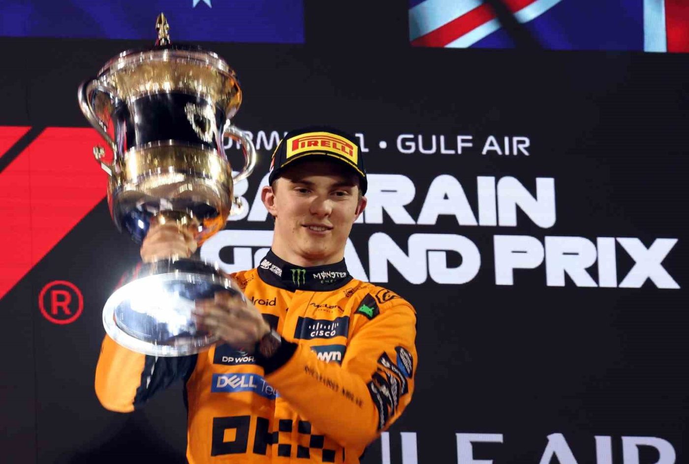 Formula 1’de Bahreyn Grand Prix’sini pole pozisyonunda başlayan Mclaren’in Avustralyalı