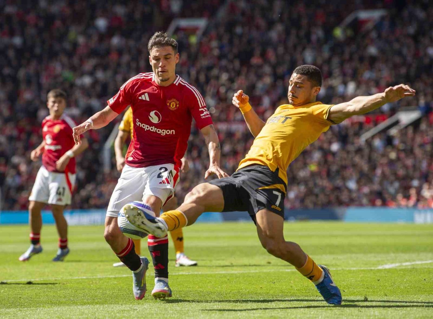 Manchester United, Premier Lig’in 33. haftasında Wolverhampton’a 1-0’lık skorla yenildi.